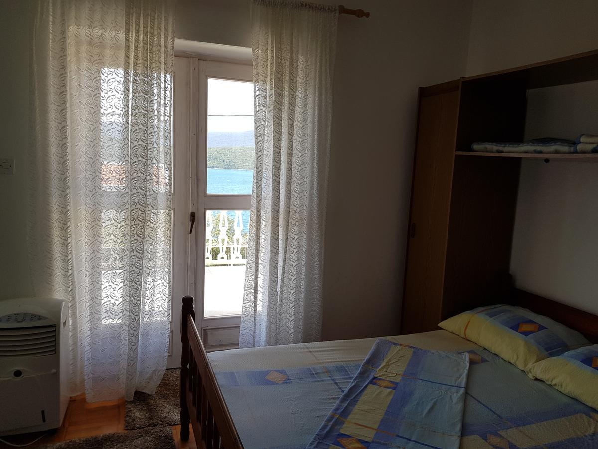 נאום Apartmani Bajgoric מראה חיצוני תמונה